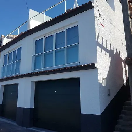 Casa Das Bonecas 1 Holiday home
