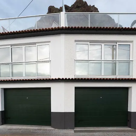 Casa Das Bonecas 1 Holiday home